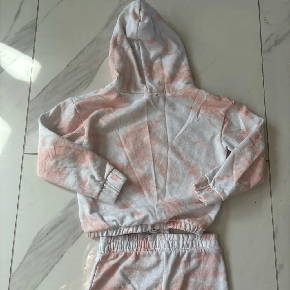 Guess Kids Pink and White Tie-Dye Set - Picture 6 of 8